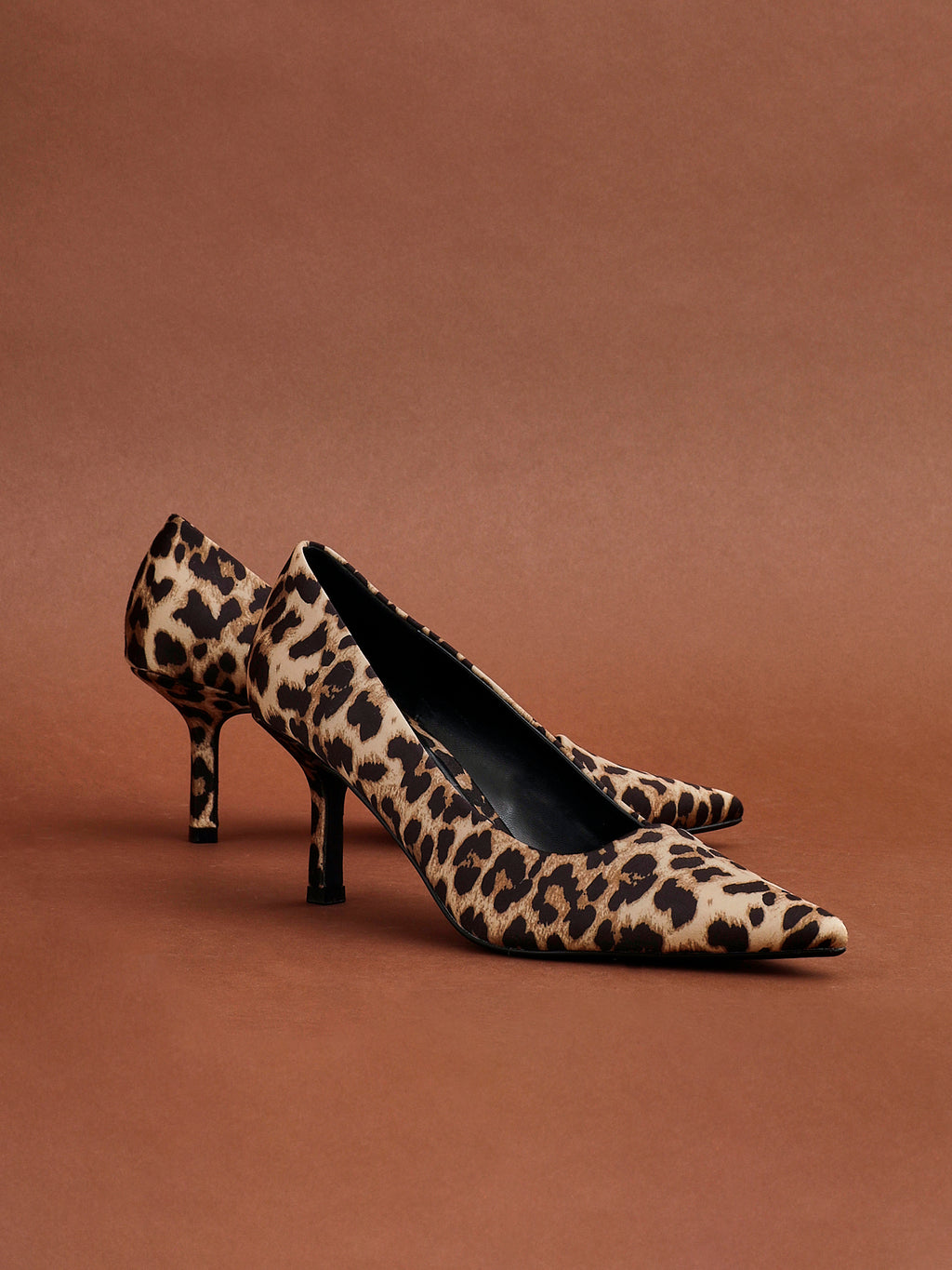Leopard Print Scuba Court Heel – Linzi