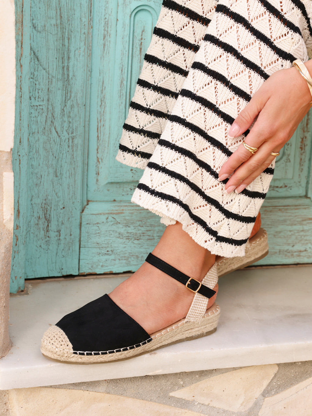 Black Suede Closed Toe Espadrille Flatform Sandal – Linzi