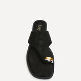 Contain Black Toe Ring Flat Sandals