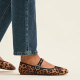 Graceful Leopard Print Ballet Pumps
