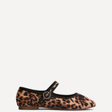Graceful Leopard Print Ballet Pumps