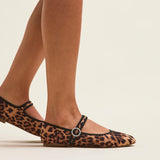 Graceful Leopard Print Ballet Pumps