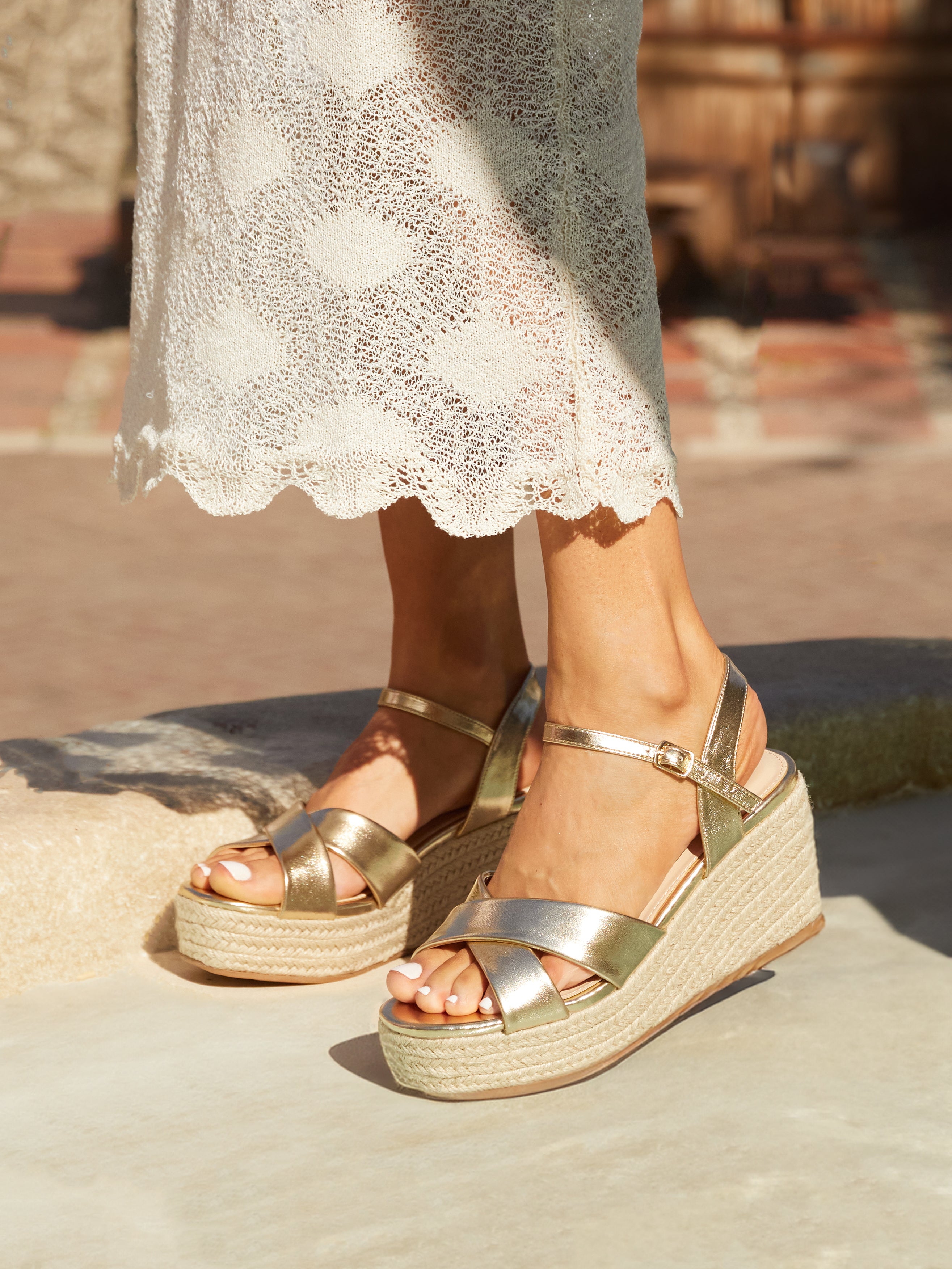 Gold Faux Leather Crossover Rope Detail Wedge – Linzi