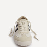 Strike Beige Trainers