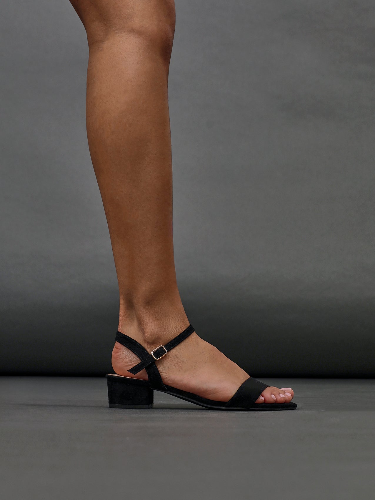 Kezzi Faux Suede Low Heeled Sandals