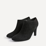 Wise Black Low-Cut Heeled Boots