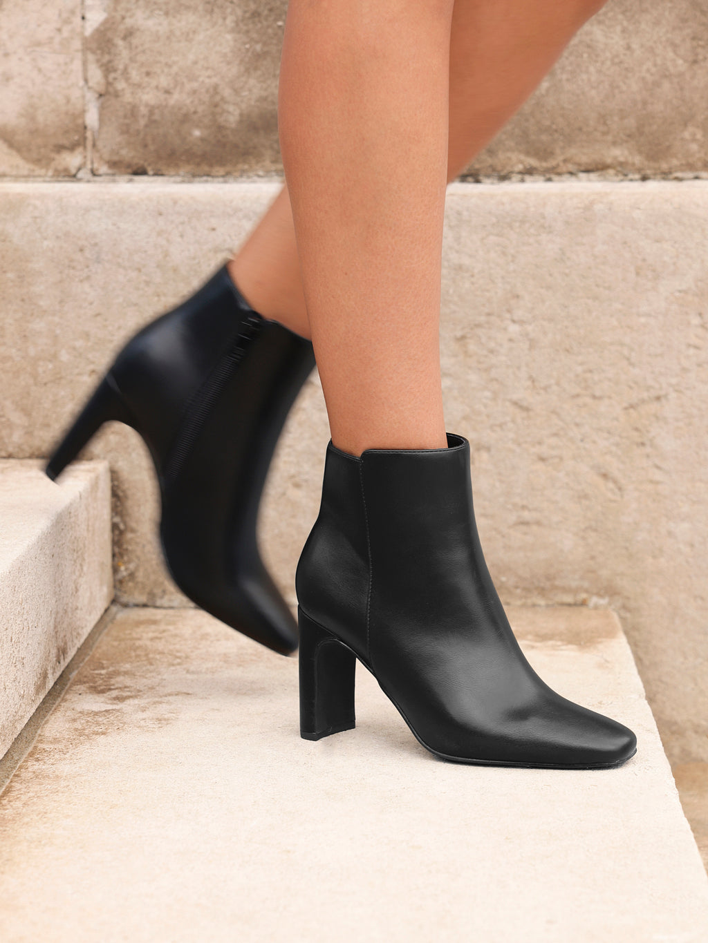 Black Faux Leather Block Heel Ankle Boot – Linzi